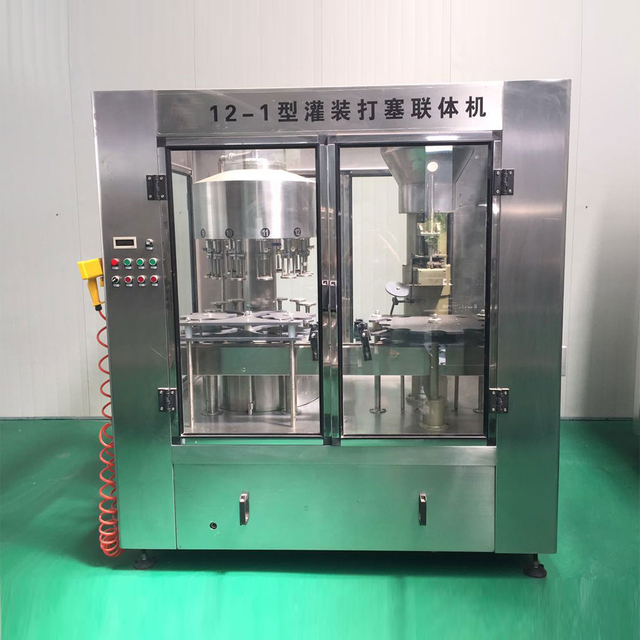 Máquina de encorchado de llenado de enjuague de vino de uva